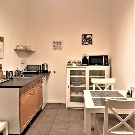 דירות בודפשט Quiet And Private Studio In The Center מראה חיצוני תמונה