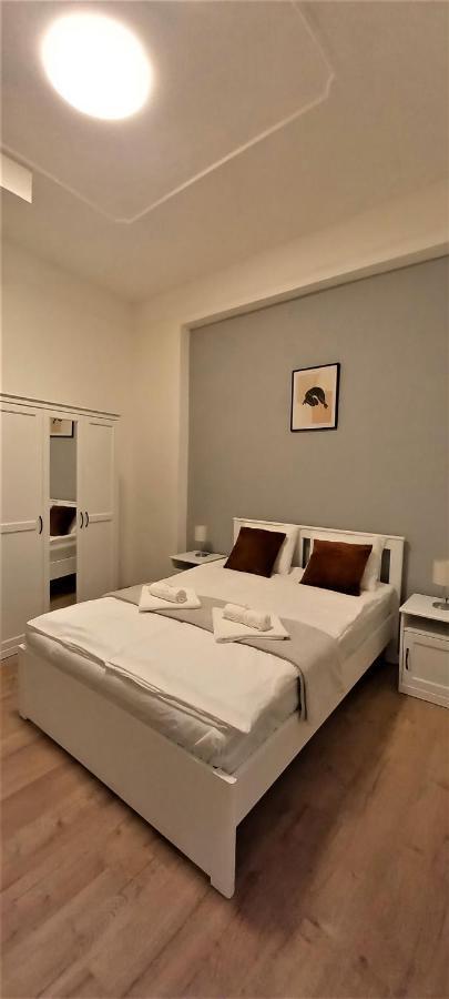 דירות בודפשט Quiet And Private Studio In The Center מראה חיצוני תמונה